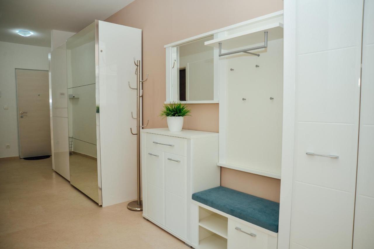 Ily Apartment With Sea View Kotor Exterior foto