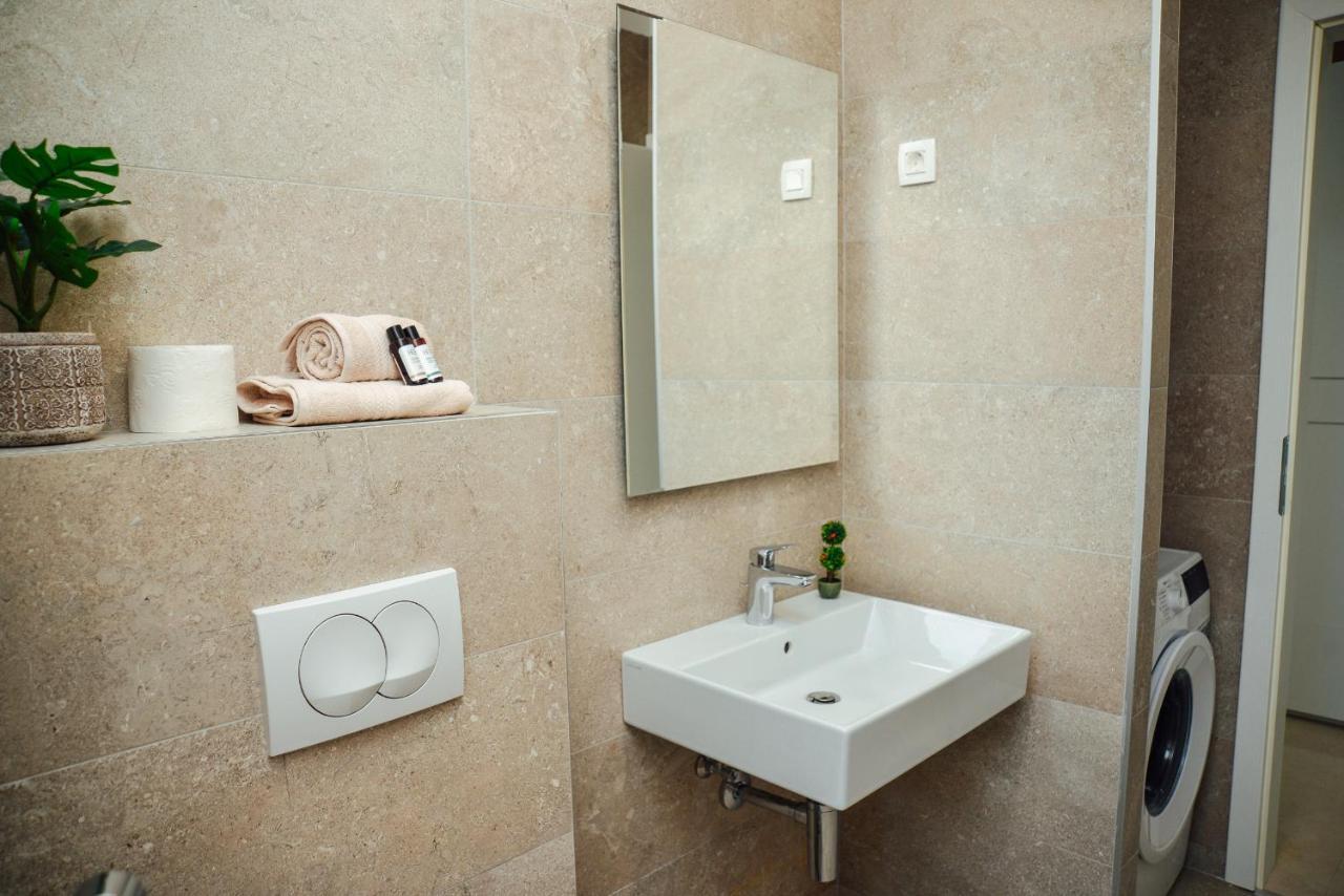 Ily Apartment With Sea View Kotor Exterior foto